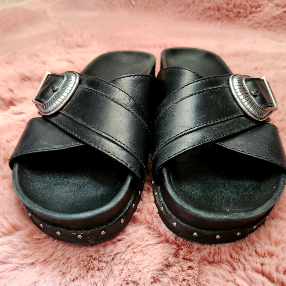 FRYE slide Sandals with unique style